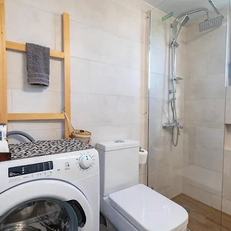 2 Bedrooms 4 Persons By Mps
